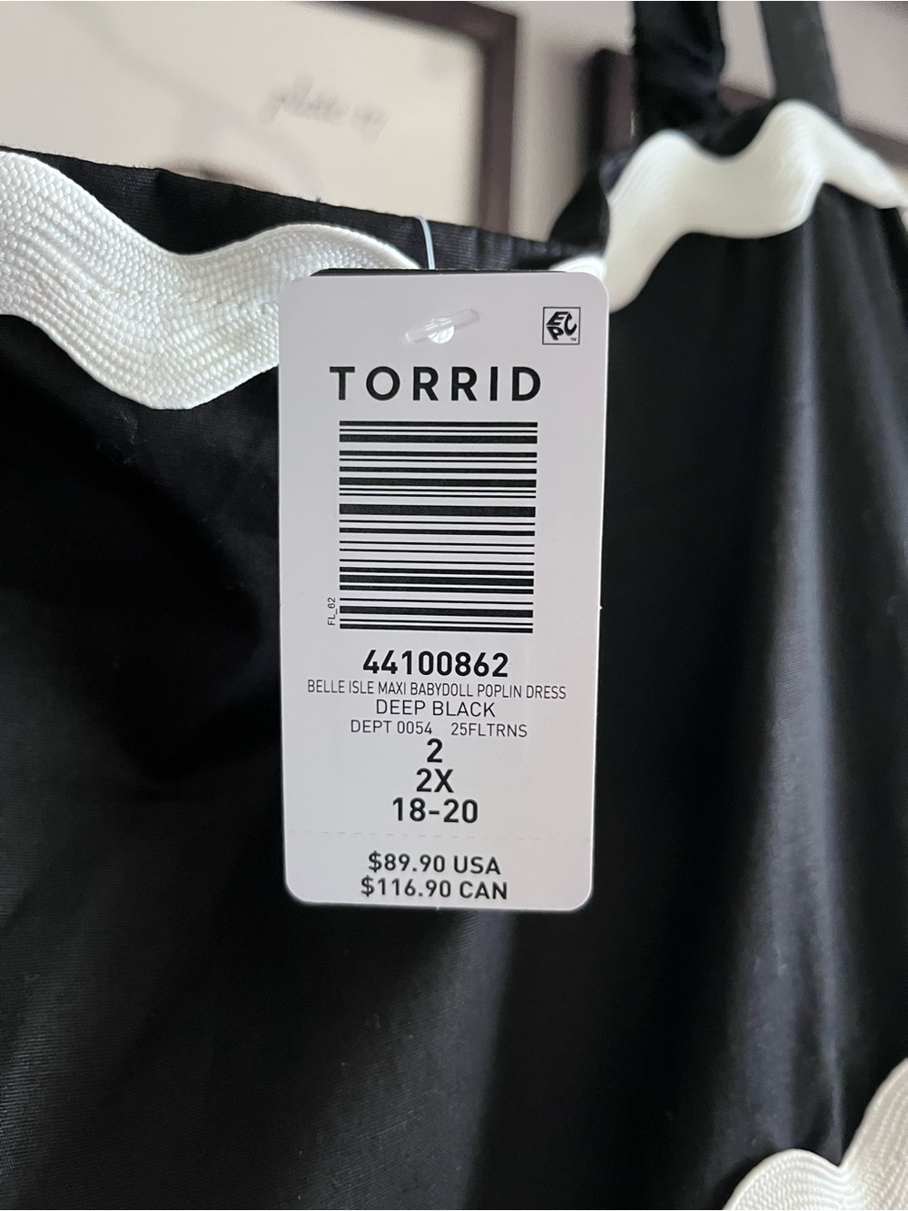 NWT Torrid 2 Black Dress with White Scalloped Trim - Picture 5 of 7